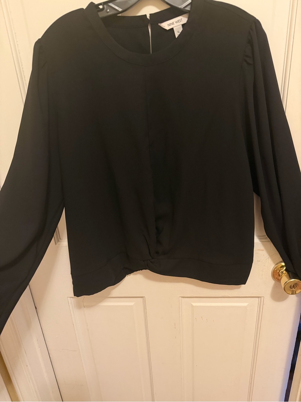 Nine West Black Long-Sleeve Twist-Hem Blouse